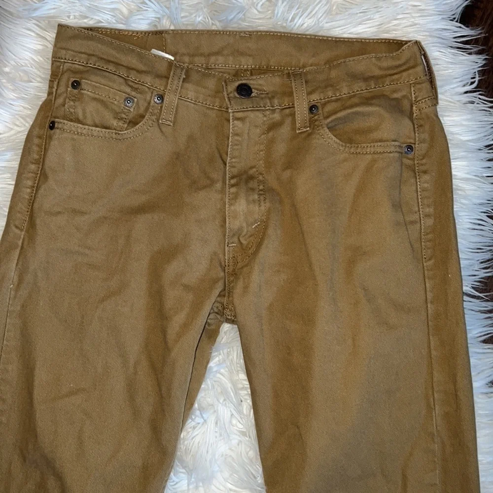 Levis Khaki Jeans